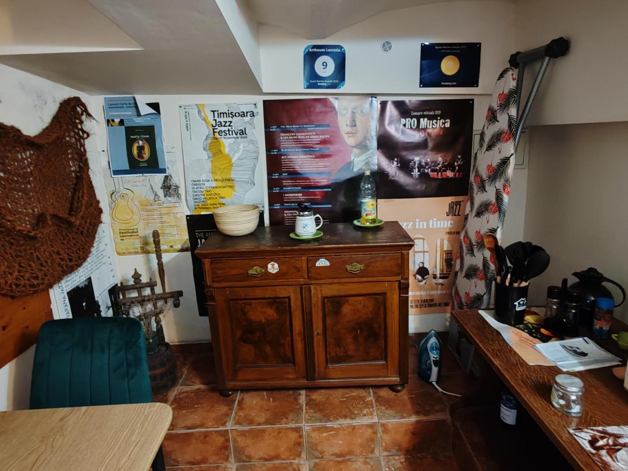 Arthouse Lucrezia Otel Temeşvar Dış mekan fotoğraf